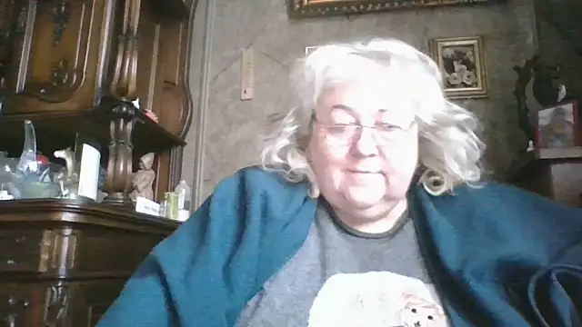 Lala-Love56 online show from October 31, 5:53 am