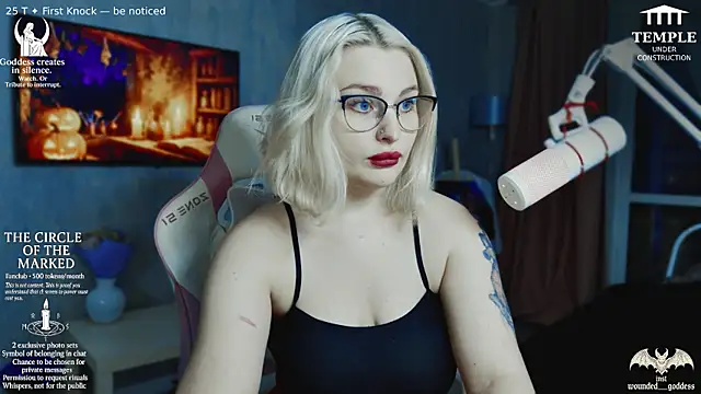 Wounded Goddess  online show from November 3, 2:43 pm