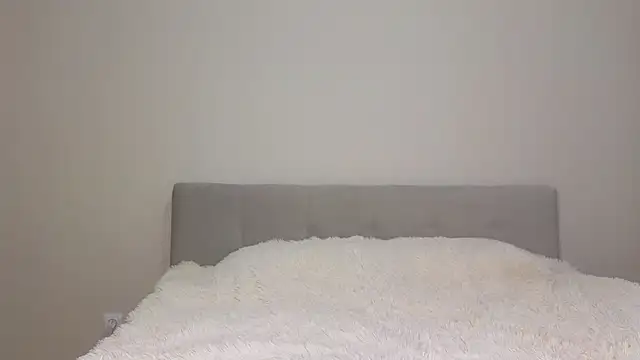 Annabel theMoon online show from April 21, 2:26 am