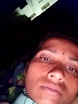 KIRTI12 HOT online show from June 21, 4:33 pm