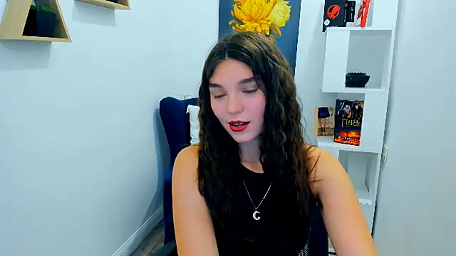 DivineAmour online show from October 9, 11:47 am