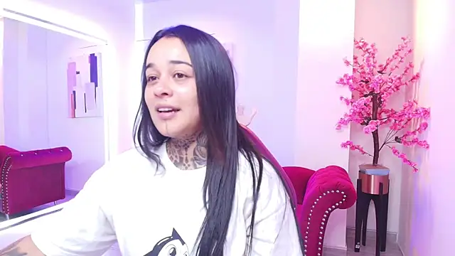 Black roseee online show from March 26, 3:52 am