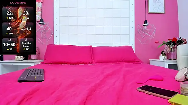 TransDoll09 online show from December 16, 7:20 pm