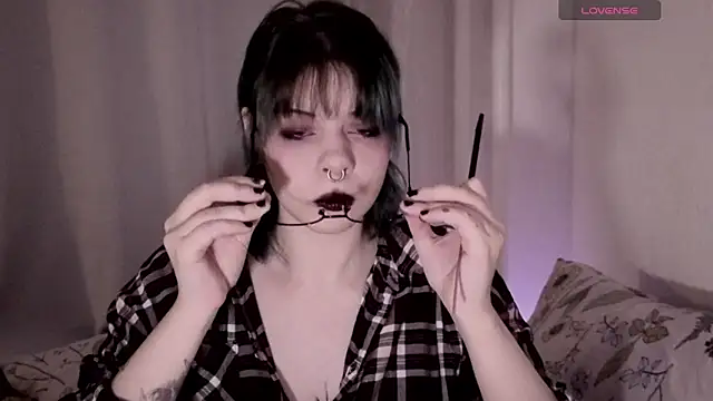 Alice Zev online show from December 20, 10:25 pm