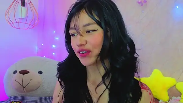 april bennett online show from March 24, 1:05 pm