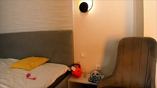 yanyaan online show from November 12, 3:37 am