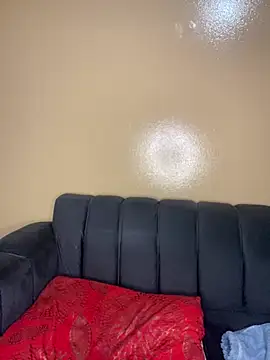 MilfBoobsxx online show from April 18, 4:04 am