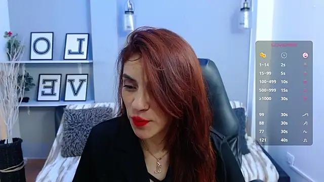 KendallWood  online show from January 12, 8:47 pm