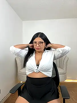 AnnieCollings online show from October 29, 12:59 am