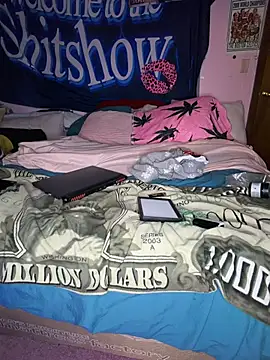 shortywidaphatty online show from December 15, 1:49 pm