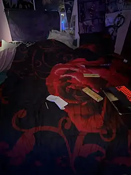 shortywidaphatty online show from March 18, 6:13 pm