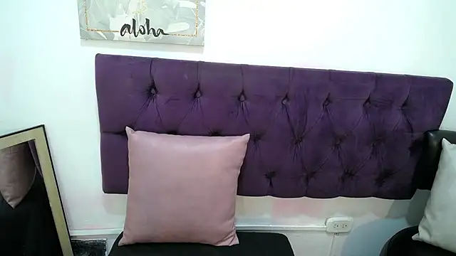 SofiaKitty-love online show from November 21, 7:05 pm