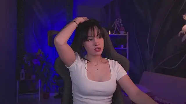 MonicaFarmer online show from March 20, 12:04 am