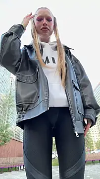 Sugar Pop online show from September 23, 2:15 pm