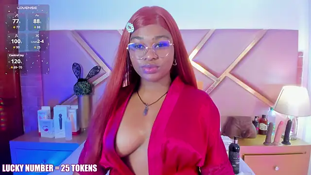 SophieSinclair online show from April 13, 1:01 pm