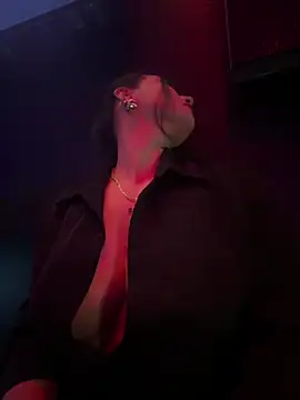 GabyMejiaa online show from May 10, 4:14 am