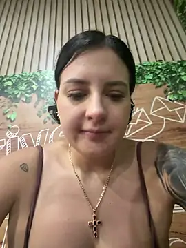 GabyMejiaa online show from May 16, 12:13 am