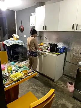 Afroditanamoraix online show from September 20, 3:16 am