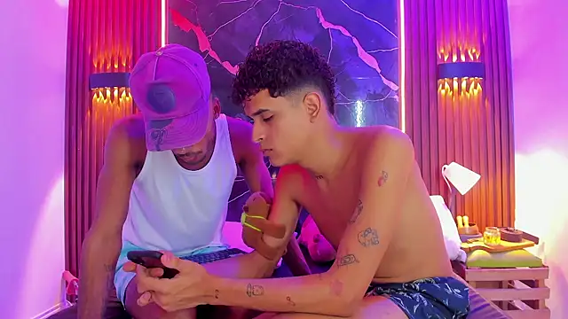 Lucky boys  X online show from November 13, 8:52 pm