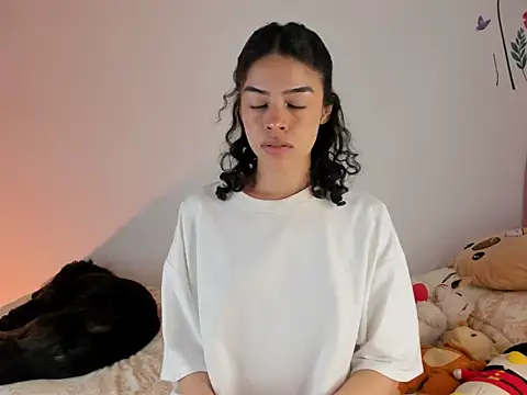 maddy parker   online show from March 11, 9:50 pm