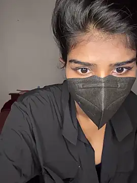 Mira SL online show from November 21, 5:15 pm