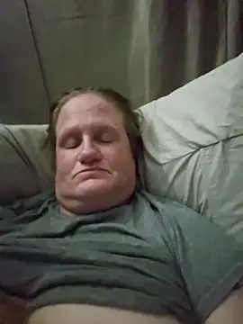 Snapshot of lindamarie_ chatting on November 1, 4:33 pm lindamarie online show from November 1, 4:33 pm