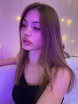 Elizabeth Tay online show from November 24, 6:10 pm