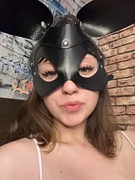 Sacred Mary online show from October 27, 3:29 pm