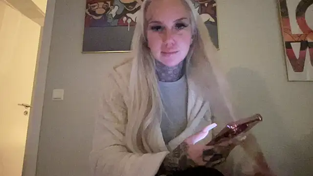 paulinaalatalo online show from February 23, 9:36 pm