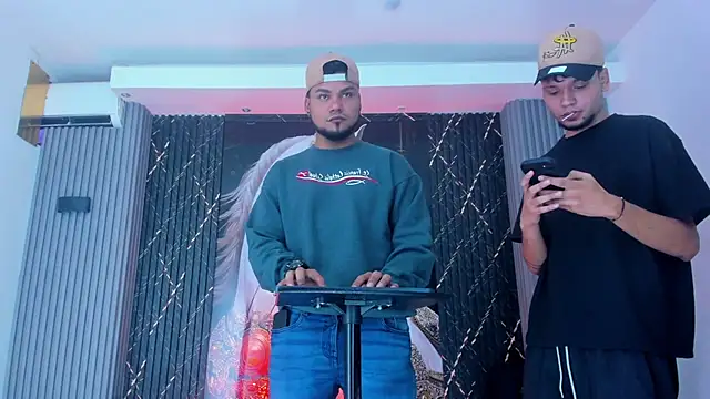 Snapshot of Iam_Steven chatting on October 14, 12:30 pm Iam Steven online show from October 14, 12:30 pm