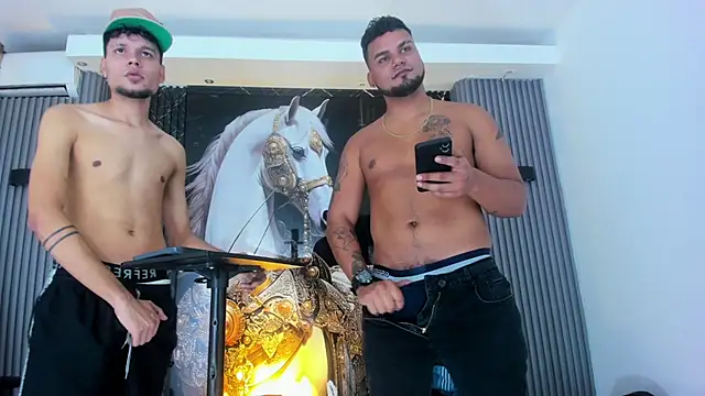 Snapshot of Iam_Steven chatting on October 2, 3:28 pm Iam Steven online show from October 2, 3:28 pm