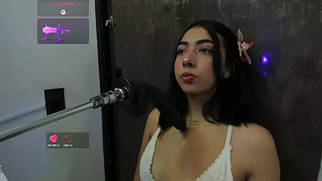 cherry skinny  online show from April 6, 4:46 am