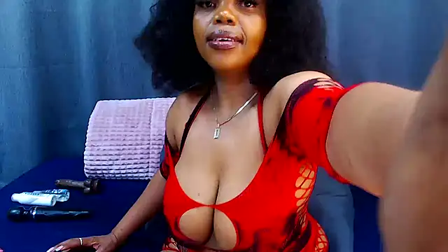 boujee01 online show from April 14, 3:23 pm