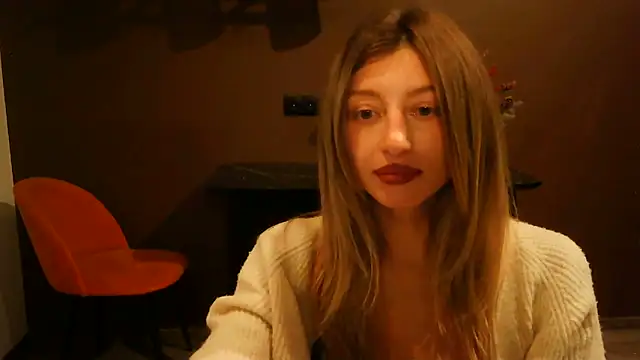 Miralyn online show from September 26, 9:45 pm