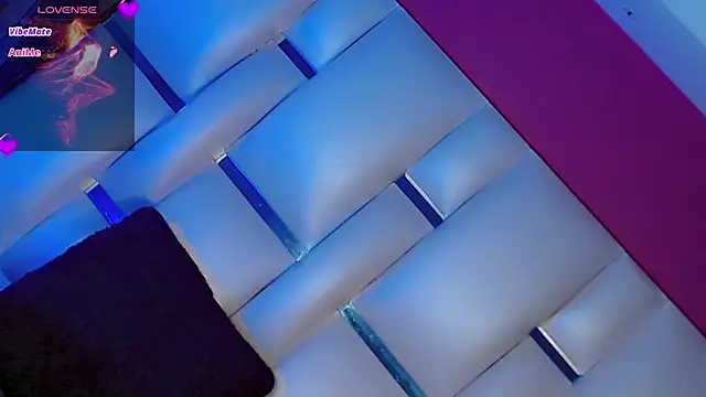 JessiscaWalker online show from April 14, 9:04 pm