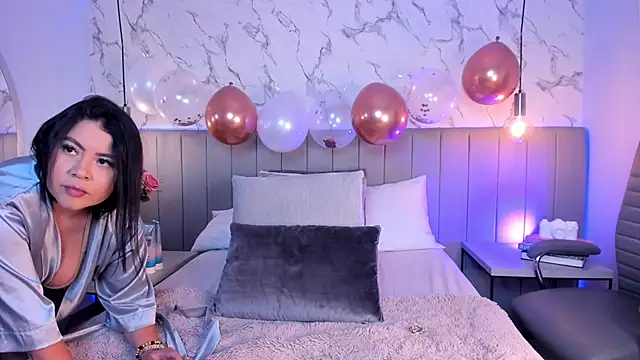 Amber Santana online show from October 23, 10:05 pm