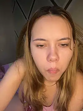 coupleyys online show from February 20, 3:24 pm