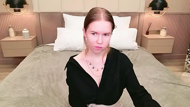 Alida Brice online show from November 18, 6:25 am