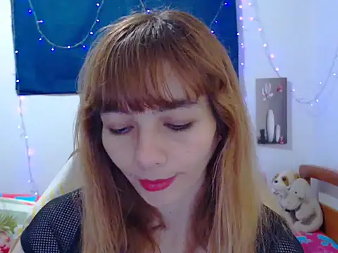 seraphinewhite online show from February 17, 6:24 am