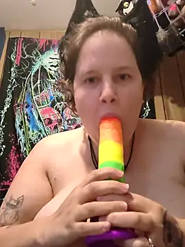 lilbat94 online show from April 27, 12:46 pm