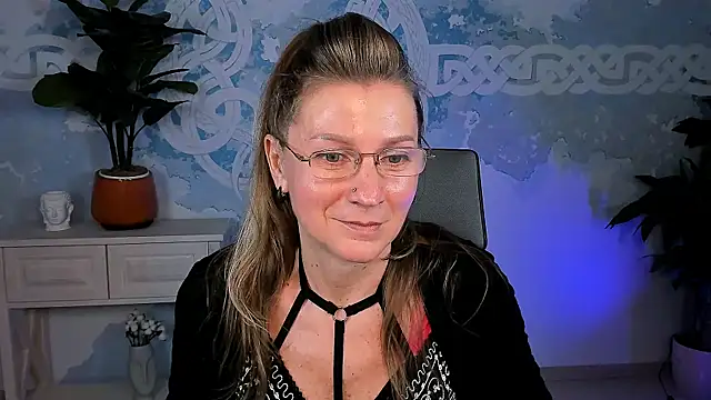 Snapshot of UmaSpace chatting on September 20, 3:10 pm UmaSpace online show from September 20, 3:10 pm