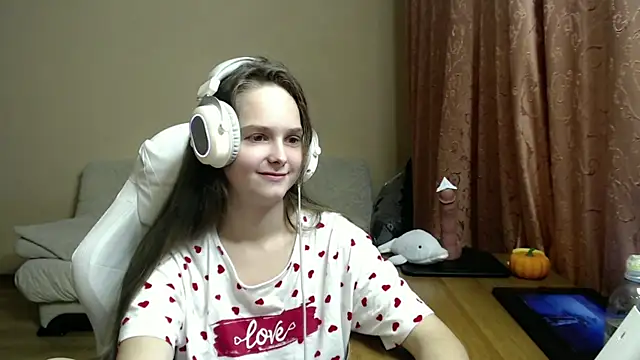 SharybbFace online show from October 6, 3:18 pm