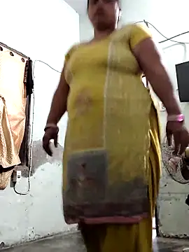 Mmm143 online show from April 12, 10:29 am