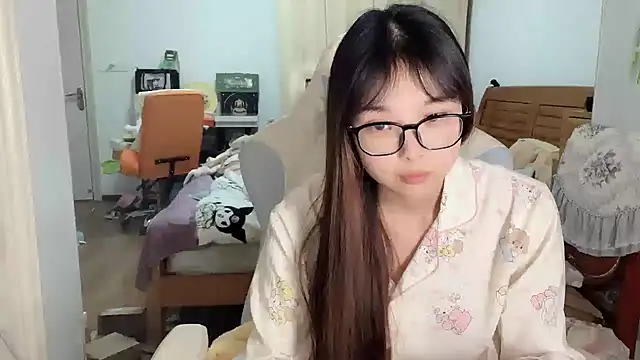 Akong11 online show from January 9, 12:42 pm