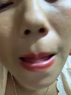 Snapshot of _losrt_cherry_ chatting on October 22, 3:17 pm losrt cherry online show from October 22, 3:17 pm