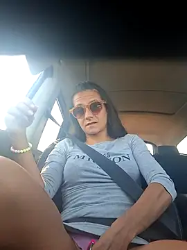 Lauraxxsteen online show from October 9, 1:26 pm