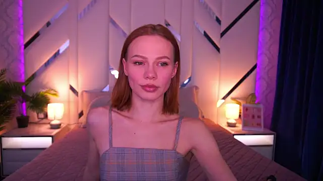 ShyySiren online show from March 22, 2:56 pm