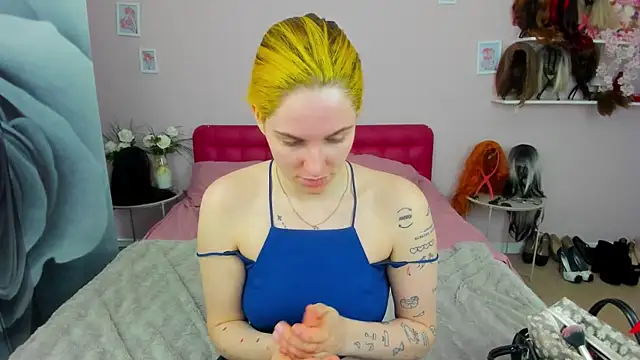 SabrinaRayX online show from April 3, 12:36 pm