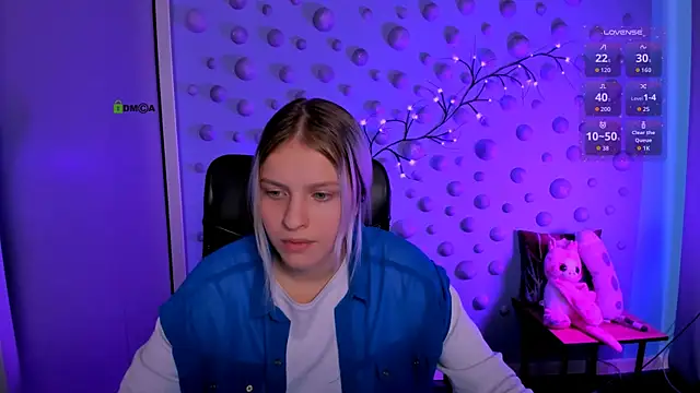 kaela spell  online show from January 10, 8:46 pm