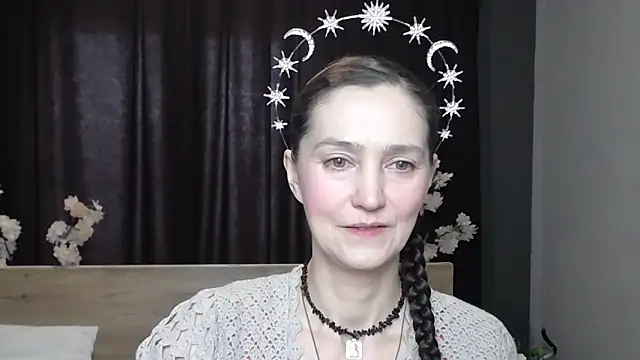 TayaFinch online show from April 19, 11:21 am